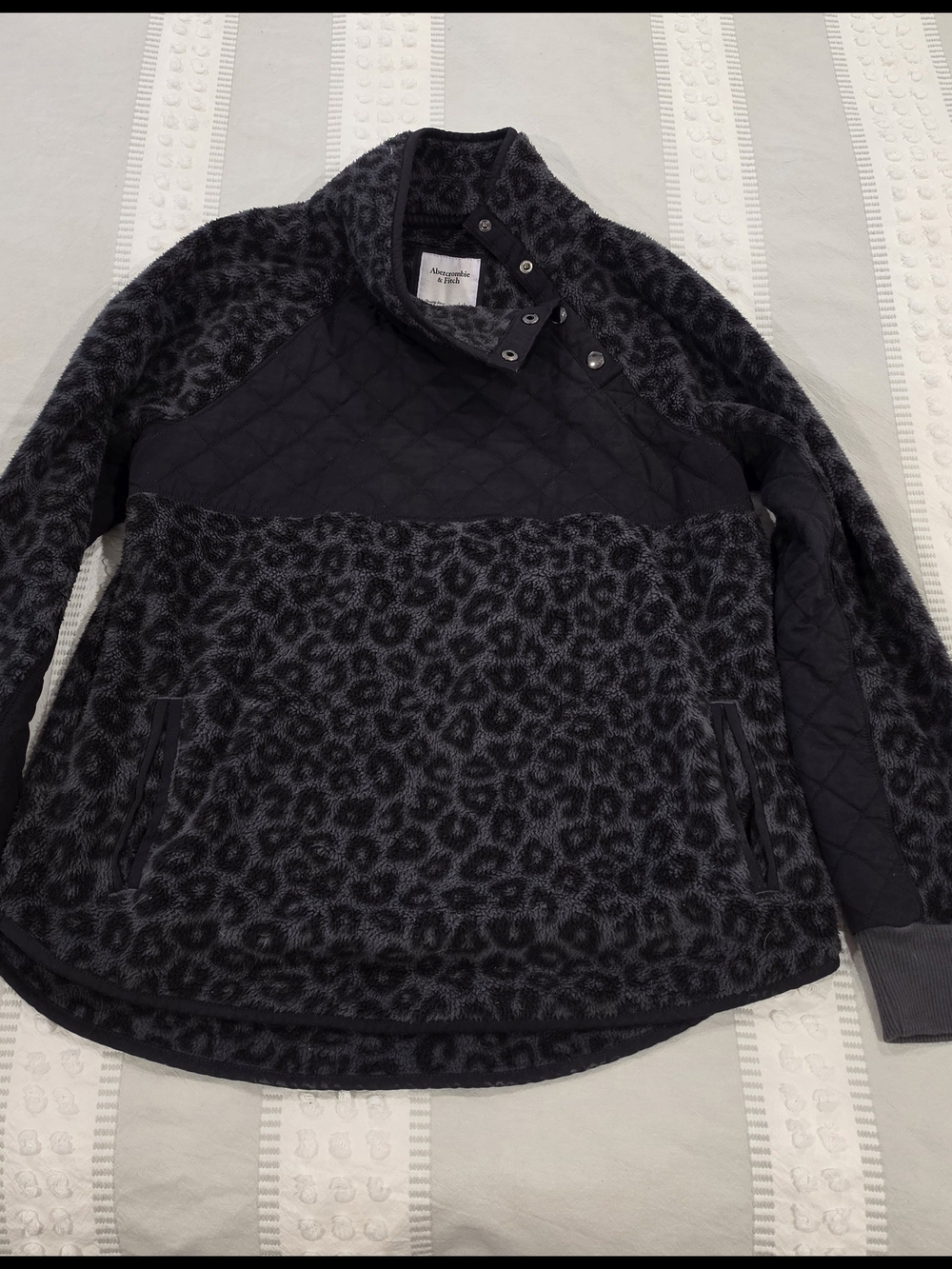 Abercrombie & Fitch Gray Leopard Print Pullover Fleece